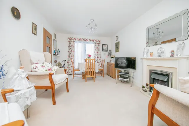 Photo 3 — Carnarvon Road, Clacton-On-Sea