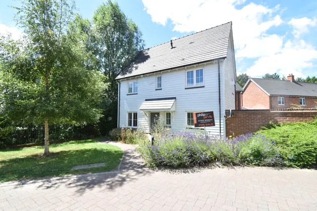 Blackthorn Walk, Harrietsham, photo 1