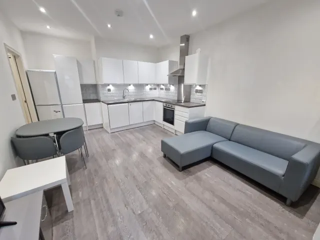 Hatters Court, LU1, photo 1