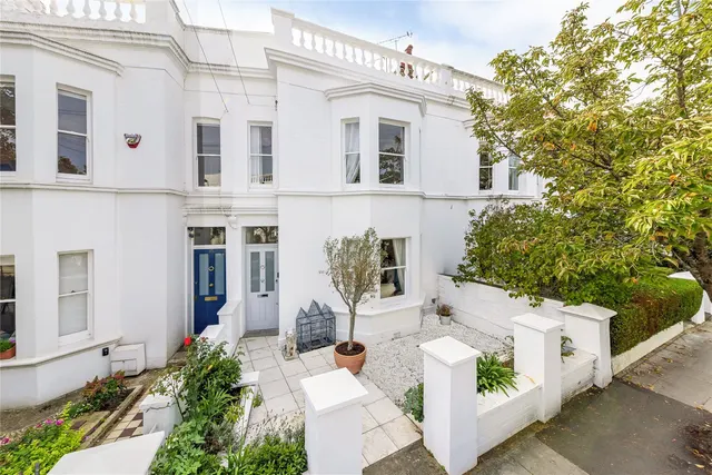 St. Elmo Road, London, W12, photo 1