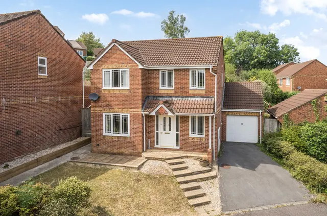 Yallop Way, Honiton, Devon, EX14
