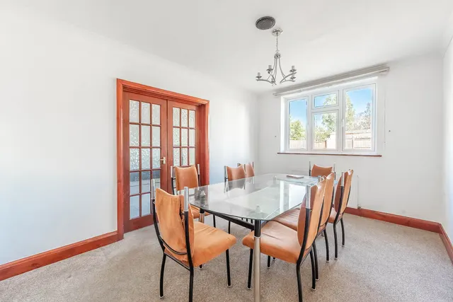 Photo 2 — 114 Preston Hill, Harrow