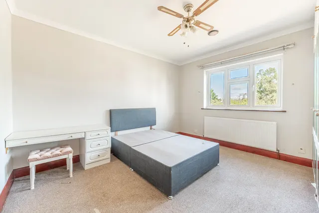 Photo 3 — 114 Preston Hill, Harrow