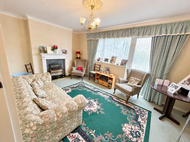 Somerset Gardens, SW16, photo 1