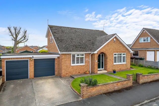 Golf Links Avenue, Tadcaster, photo 1