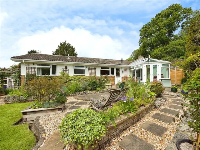 Cupernham Lane, Romsey, SO51, photo 2