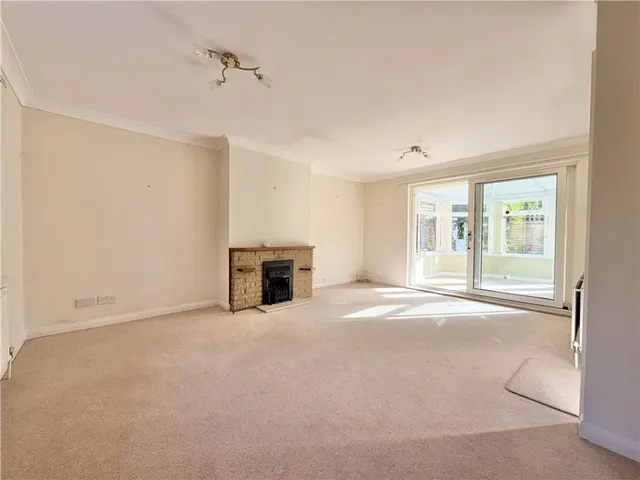 Cupernham Lane, Romsey, SO51, photo 3