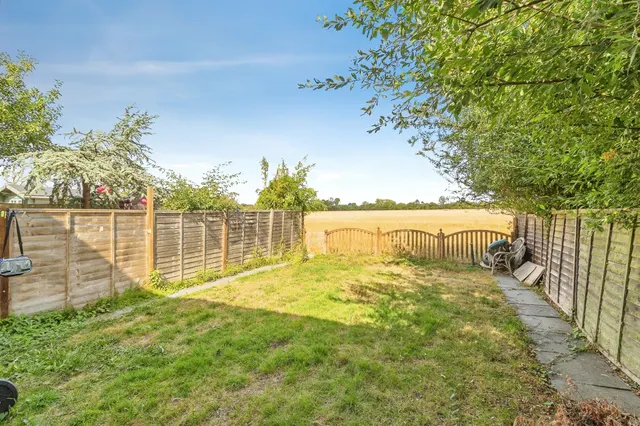 White Horse Close, Hockliffe, LU7, photo 2
