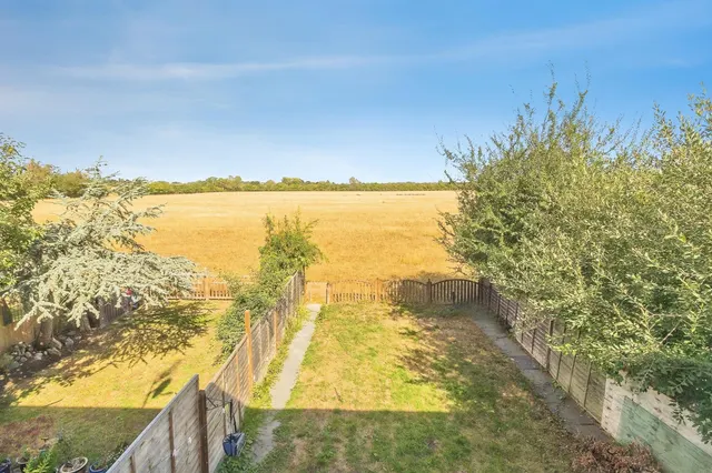 White Horse Close, Hockliffe, LU7, photo 3