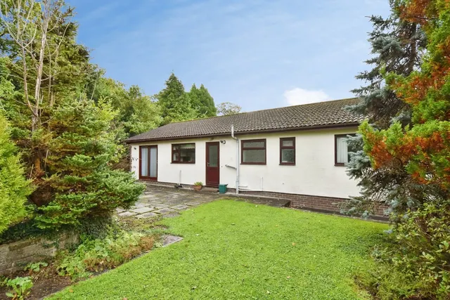 Woodlands Park, Ammanford, SA18, photo 2