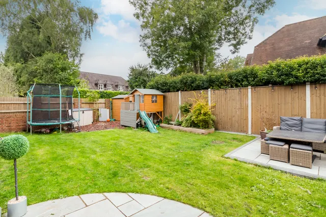 Photo 2 — 1A Bickerley Road, Ringwood, BH24 1EF
