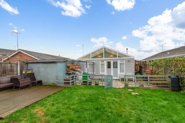 Poplar Grove, Burnham-On-Crouch, CM0, photo 3