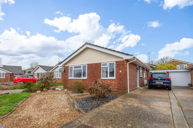 Poplar Grove, Burnham-On-Crouch, CM0, photo 1