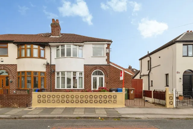 Circular Road, Denton, M34, photo 1