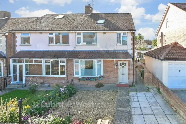 Old Manor Way, Portsmouth, PO6, photo 1