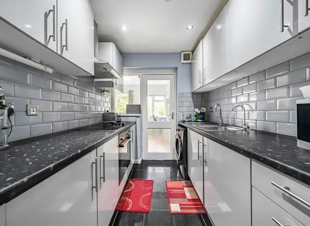 Photo 3 — Brompton Close, Hounslow, TW4