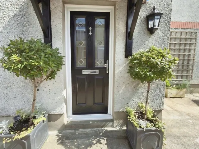 Llanllienwen Road, Cwmrhydyceirw, photo 2