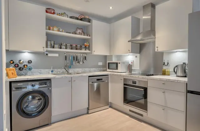 Fellowes Rise, Winchester, SO22, photo 3
