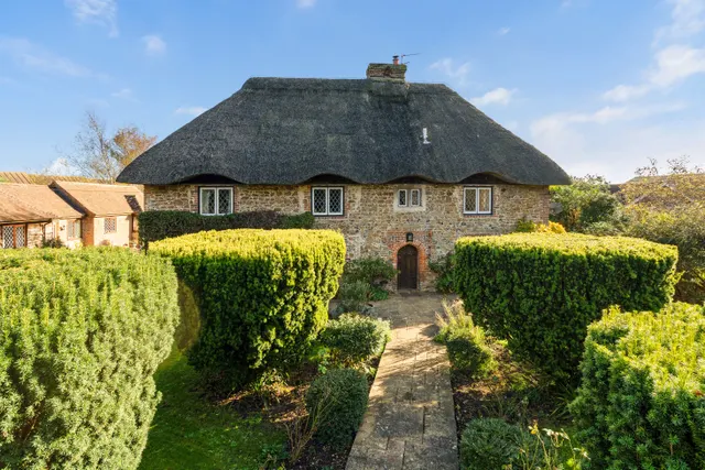 Nyetimber Lane, Bognor Regis, PO21, photo 1
