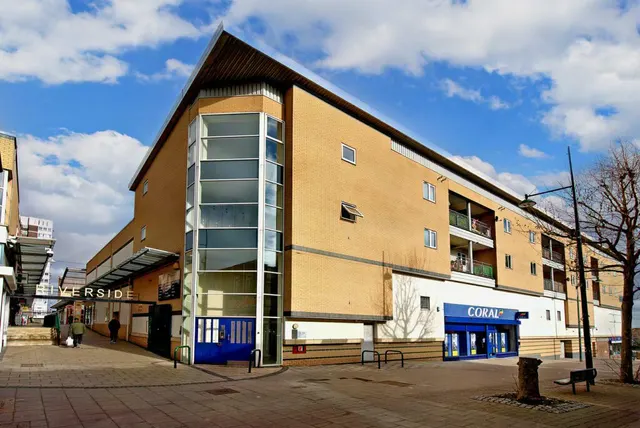 Photo 2 — Pier Road, Erith, DA8 1TB
