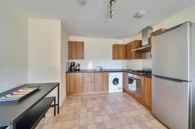 Daimler Drive, Dunstable, LU6, photo 2