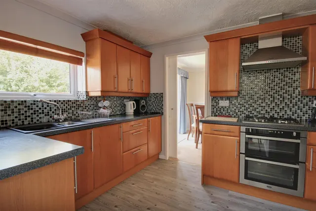 Photo 3 — Mill Drive, Leven, Beverley