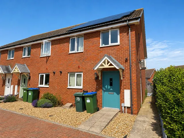 Gladys Avenue, Peacehaven, photo 2