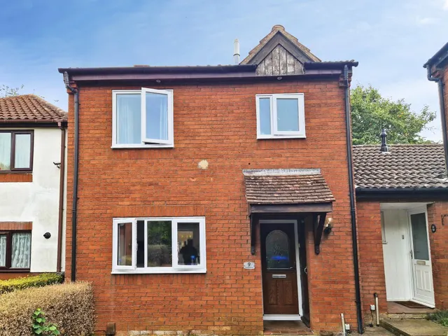 Mallard Close, Northampton, NN4, photo 1