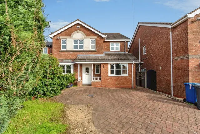 Cannock Road, Burntwood, WS7, photo 1