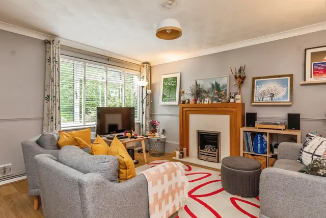 Photo 2 — Stonehouse Drive, St. Leonards-On-Sea