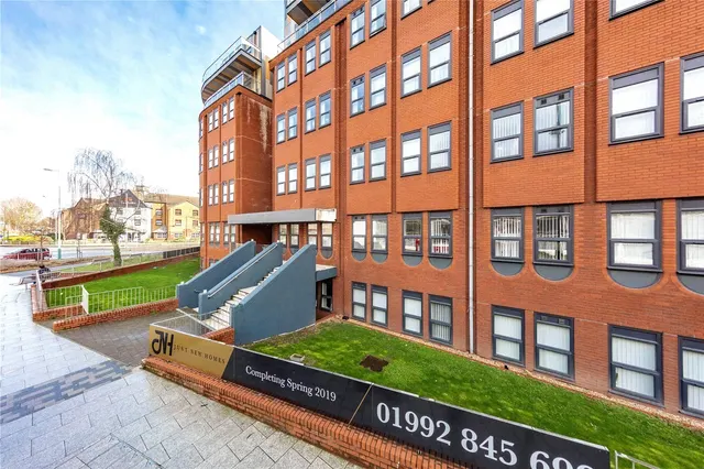 Mercury Gardens, Romford, Essex, RM1, photo 1