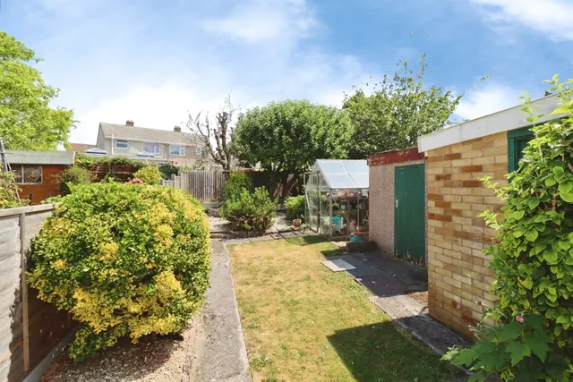 Park Lane, Frampton Cotterell, BS36, photo 3
