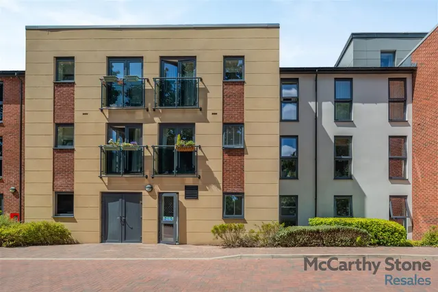 Wood Road, Wolverhampton, WV6, photo 1