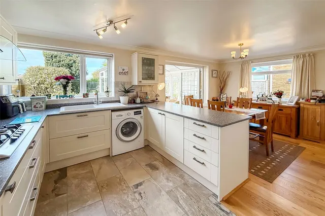 Littlehampton, BN17, photo 3