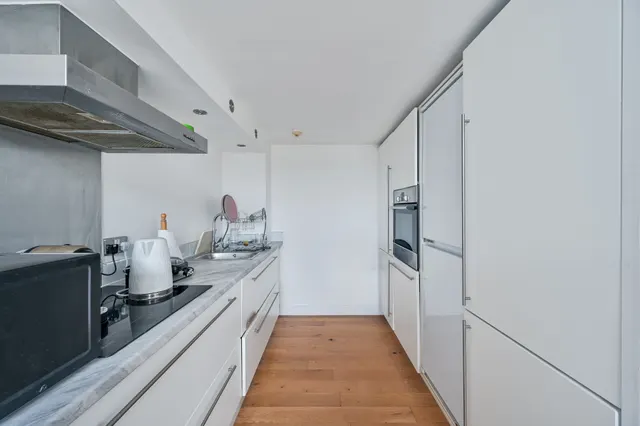 Photo 3 — Flat 94 Building 22, Cadogan Road