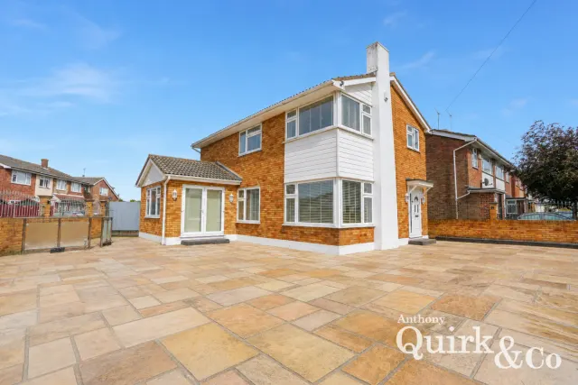Furtherwick Road, Canvey Island, SS8, photo 1