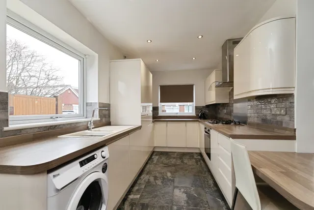 Photo 3 — Meadowcroft Road, Middlesbrough