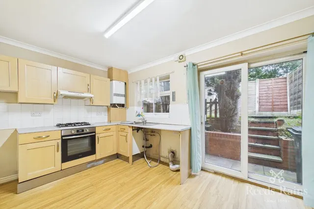 Photo 3 — Forest Close, Dukinfield, Greater Manchester, SK16