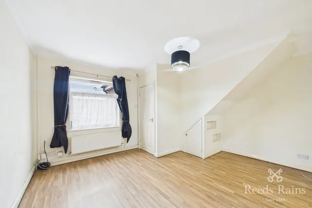 Photo 2 — Forest Close, Dukinfield, Greater Manchester, SK16