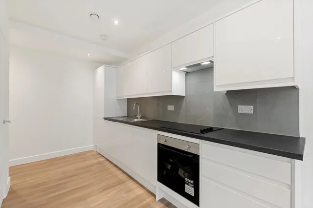 Tournay Road, London, SW6, photo 3