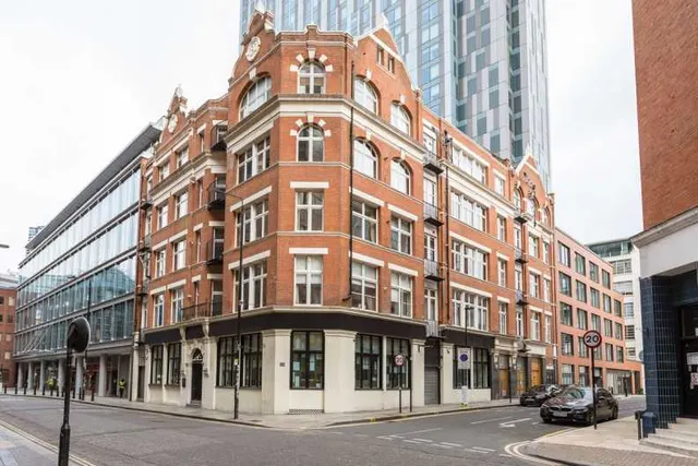 1 bedroom flat, Strype Street, Spitalfields, E1