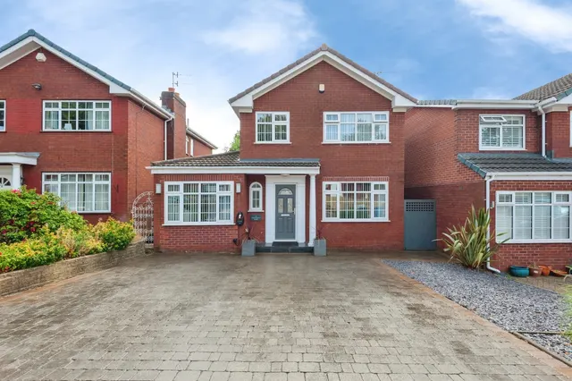 Kenilworth Close, Liverpool, L25, photo 1