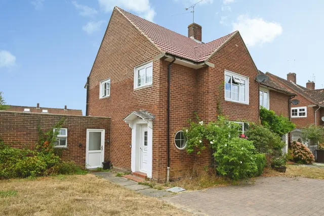 3 bedroom house, Clintons Green, Bracknell, RG42
