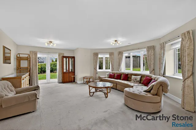 Raglan Road, Frinton-On-Sea, CO13, photo 3