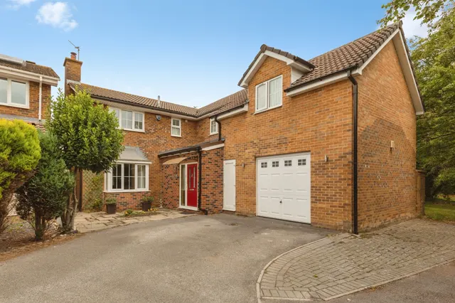 Field Farm Close, Stoke Gifford, Bristol, photo 1