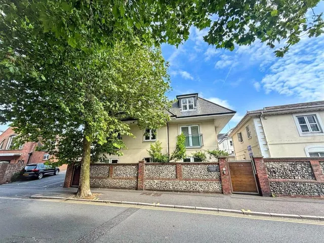 Lismore Road, Eastbourne, photo 1