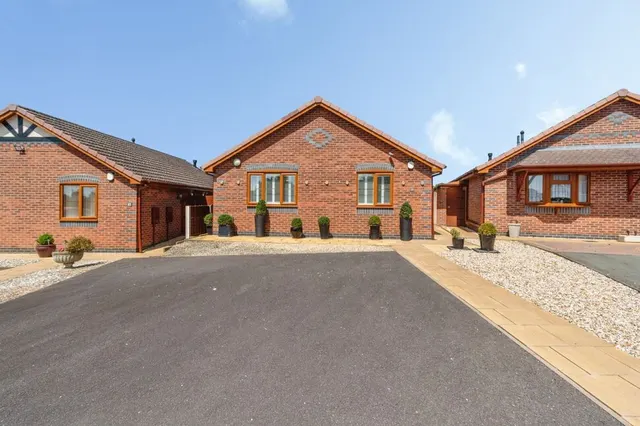 Hodson Close, Wolverhampton, West Midlands, WV11, photo 1