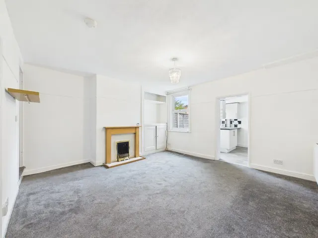 Photo 2 — Victoria Terrace