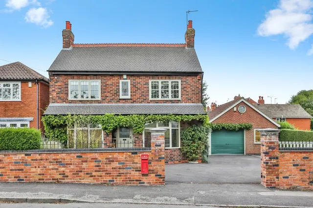 Hall Lane, Brinsley, NG16, photo 1