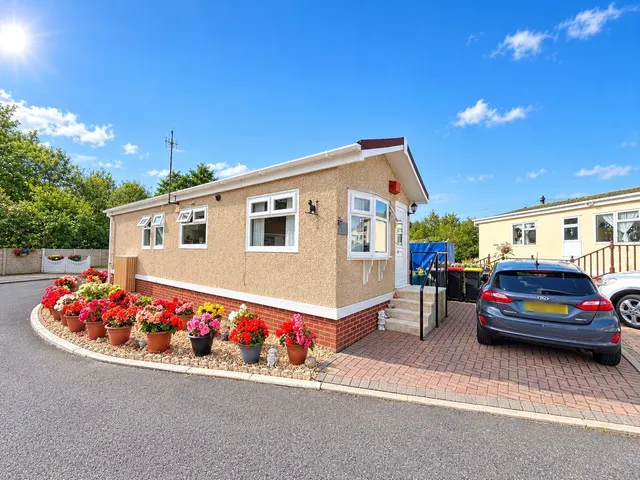 Middleton Road, Heysham, LA3, photo 1
